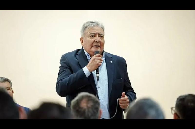 Mercantiles del oeste defienden la plena vigencia del Diacutea del Empleado de Comercio