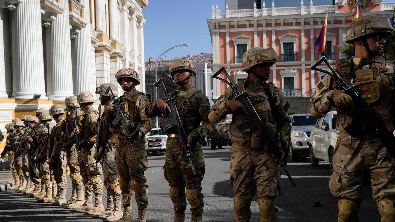 Fuerzas Armadas de Bolivia se declaran listas contra bloqueos si amenazan orden constitucional