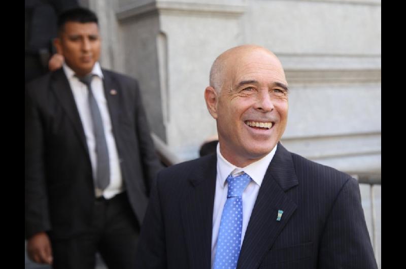 Por los viajes de Milei y Villarruel Bartolomeacute Abdala quedaraacute a cargo del Ejecutivo 