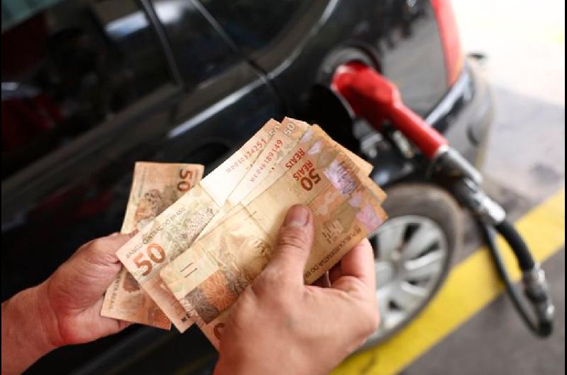 Brasil- Gobierno busca contener alzas abusivas en precios de combustibles