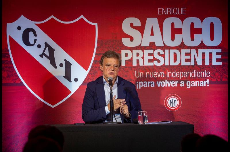 Enrique Sacco presentoacute su candidatura en Independiente y afirmoacute que si gana ldquoel club no va a ser una SADrdquo