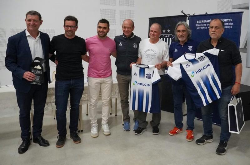 Daniel laquoRanaraquo Valencia compartioacute su experiencia durante la jornada