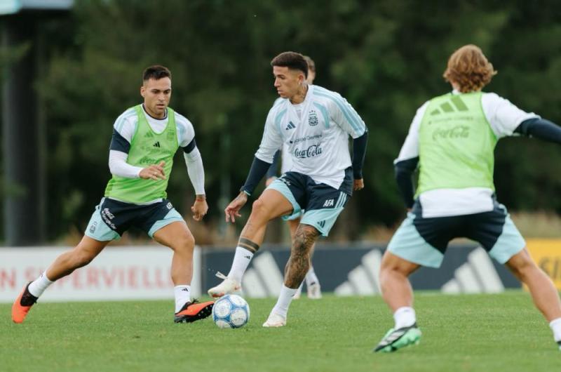La Seleccioacuten argentina se enfrenta con Bolivia en el inicio de una fecha FIFA 