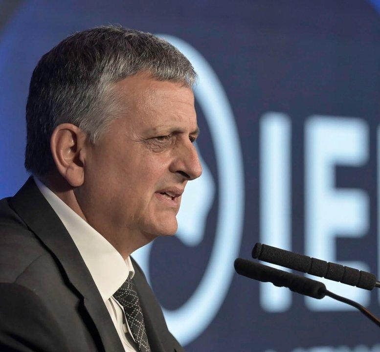 YPF- Mariacuten anuncia inicio de obras de Argentina LNG en febrero tras acuerdo con el Exim Bank