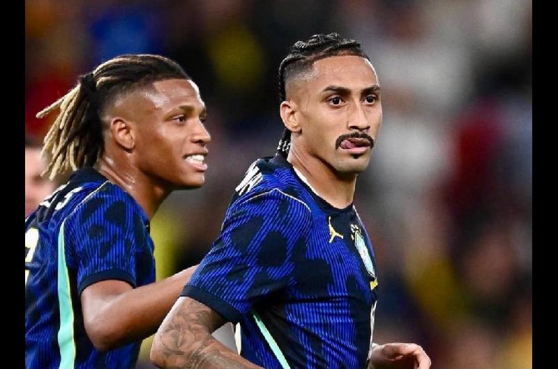 Brasil hizo valer su poderiacuteo ofensivo y goleoacute 4-2 a Australia en un amistoso internacional