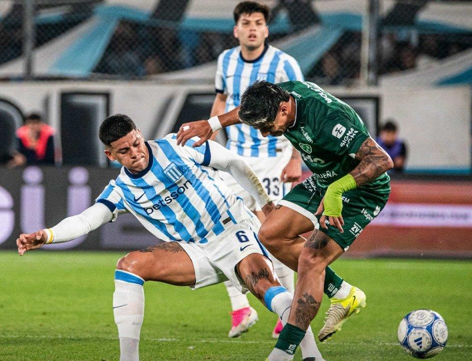 La crisis en Racing no para- luego de la salida de Vojvoda una de sus figuras pediraacute irse a otro equipo