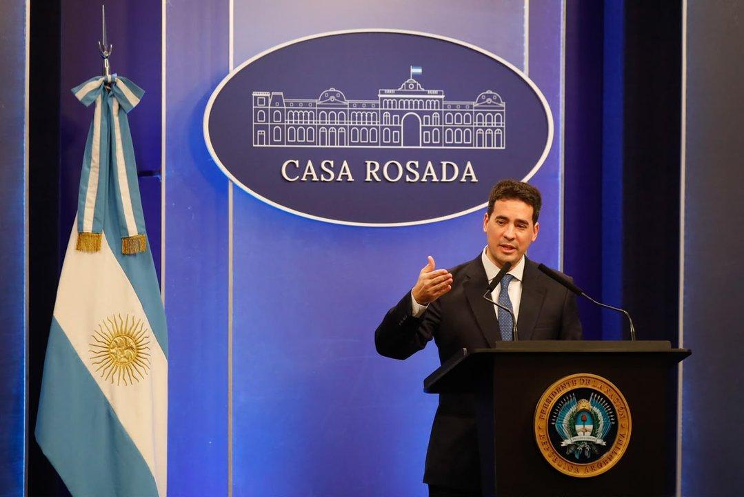 Ravier admitioacute que las cifras mencionadas por Milei incluyen a extranjeros inadmitidos