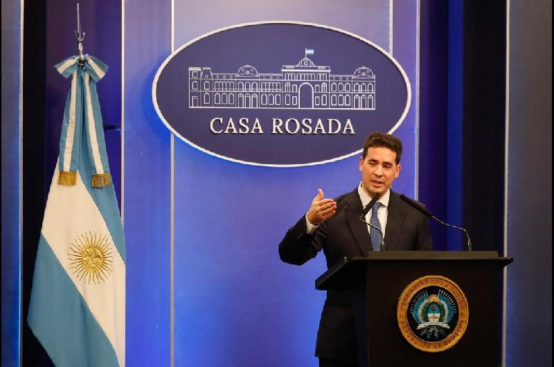 Ravier admitioacute que las cifras mencionadas por Milei incluyen a extranjeros inadmitidos