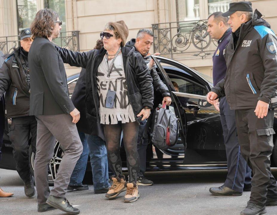ldquoMe va a explotar la cabeza voy a dejar una mancha en la paredrdquo- Pity Aacutelvarez tras el ldquobrote psiquiaacutetricordquo