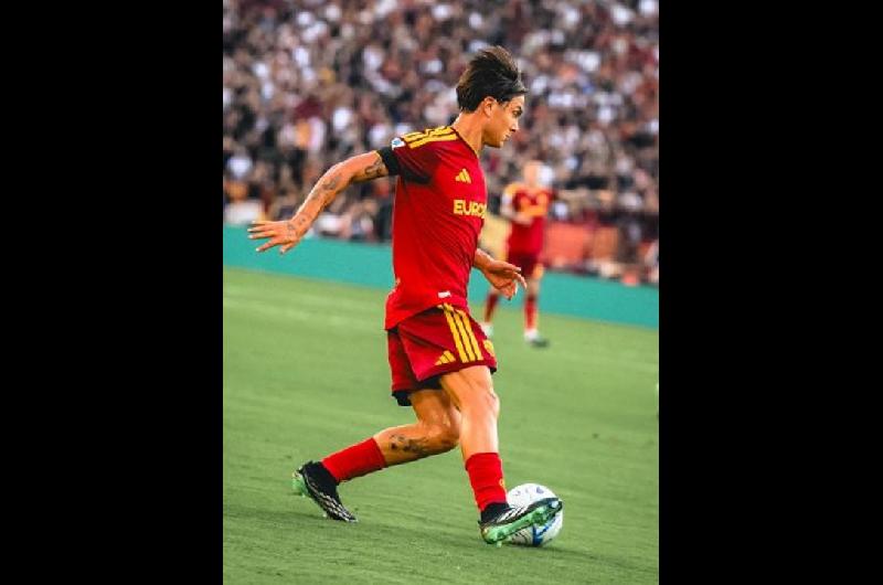 La Roma no cederaacute a Molina y Dybala para la despedida de Messi