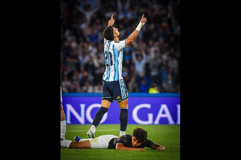 Video- Joseacute ldquoFlacordquo Loacutepez convirtioacute el cuarto gol argentino ante Bolivia
