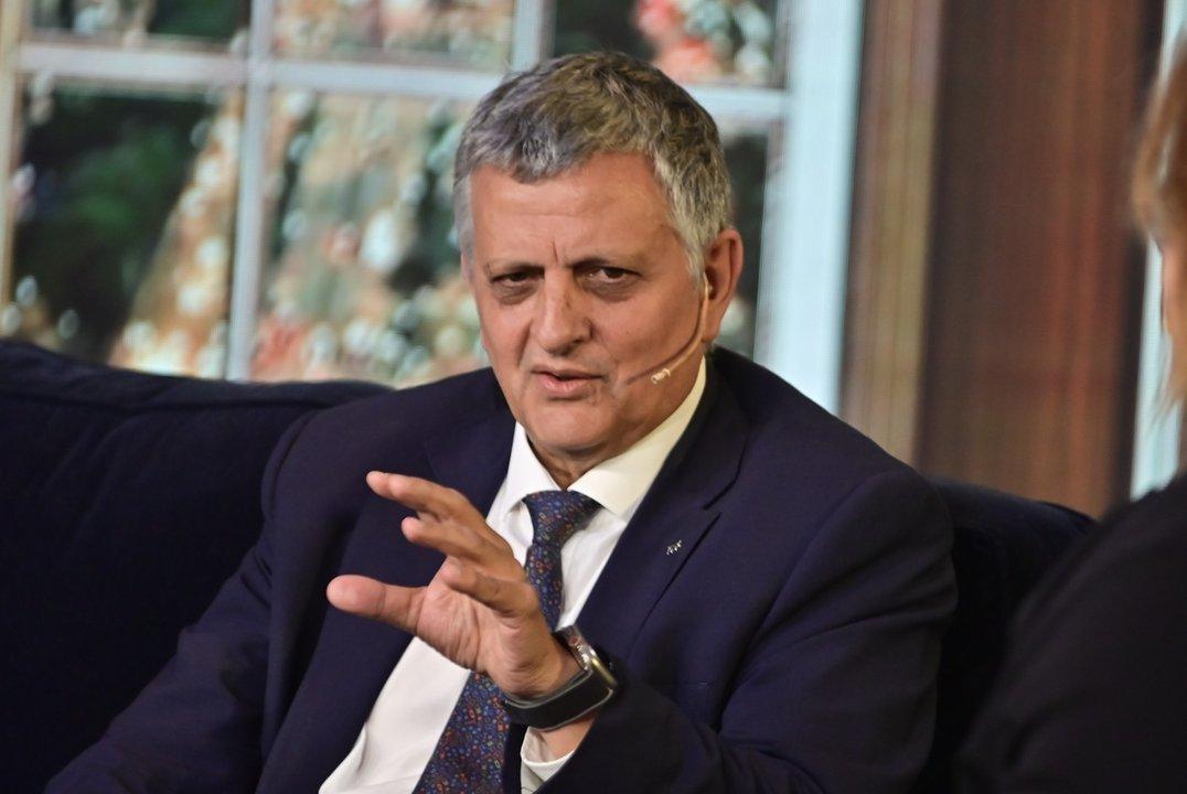 YPF- Mariacuten anticipoacute cuaacutendo podriacutea firmarse la inversioacuten del GNL