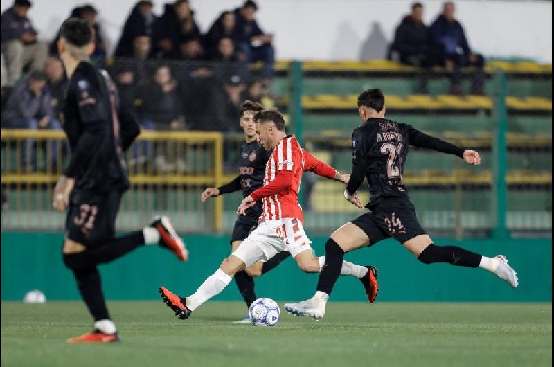 Platense le ganoacute a Estudiantes y se metioacute en las semifinales de la Copa Argentina
