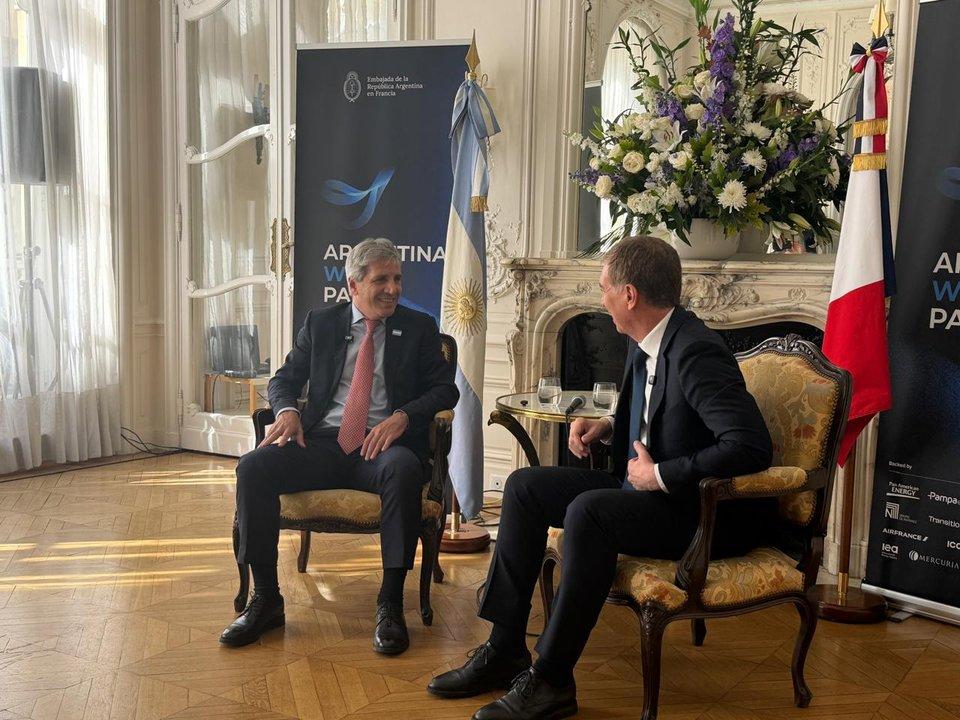 Argentina lanzoacute en Pariacutes su programa de ciudadaniacutea por inversioacuten