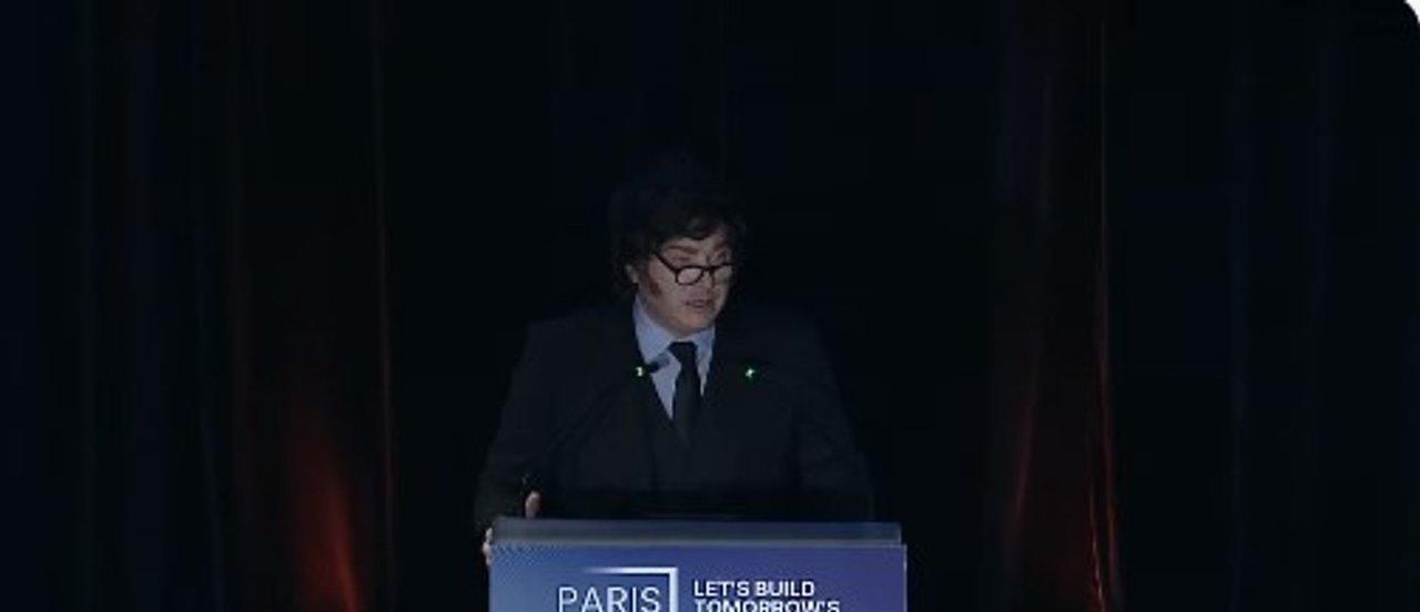 Milei en Francia- equilibrio fiscal elogios a Caputo y apuntoacute a los ldquogerentes de la pobrezardquo