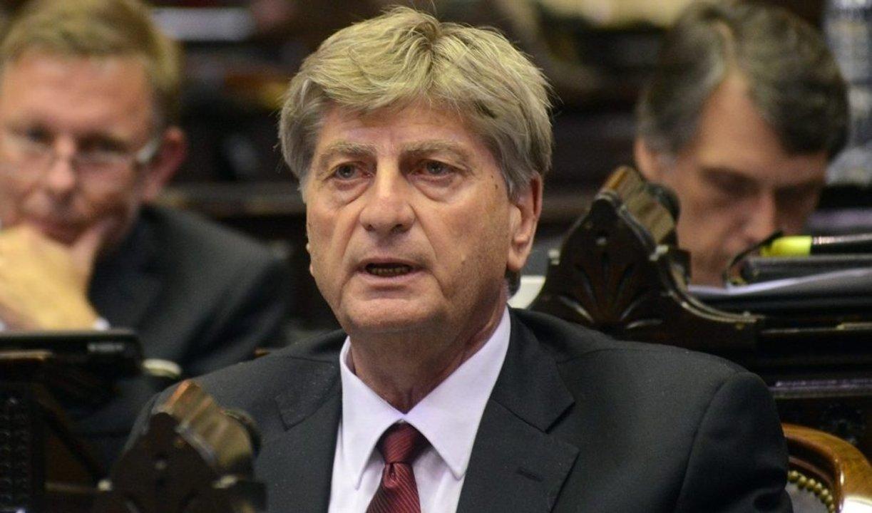 Ziliotto recibioacute criacuteticas por descuentos de hasta 30000 a estatales no afiliados
