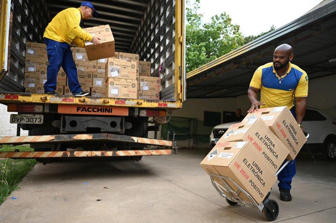 Elecciones en Brasil- competiraacuten 13 foacutermulas