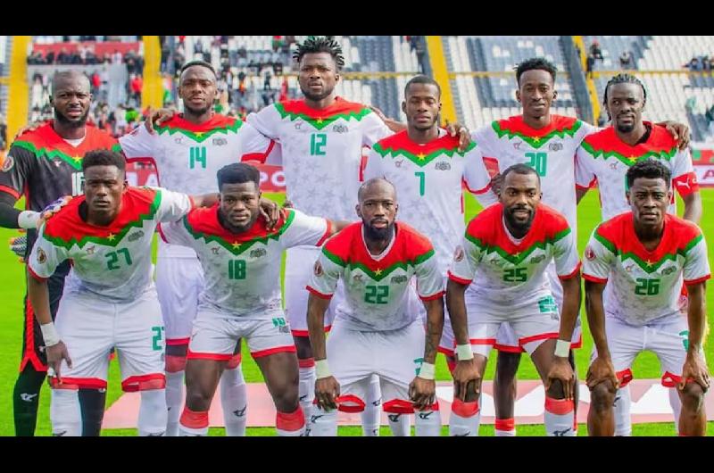 Los jugadores de Burkina Faso llegaraacuten a la Argentina seis horas antes del partido contra la Seleccioacuten