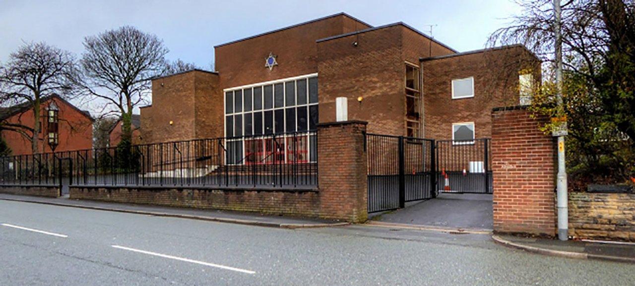 Acusan a dos ciudadanos iraniacutees de planear un atentado contra una sinagoga en Manchester