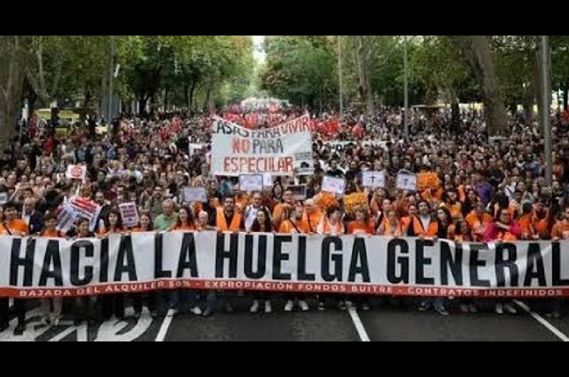 Multitudinarias protestas en Espantildea por la crisis habitacional