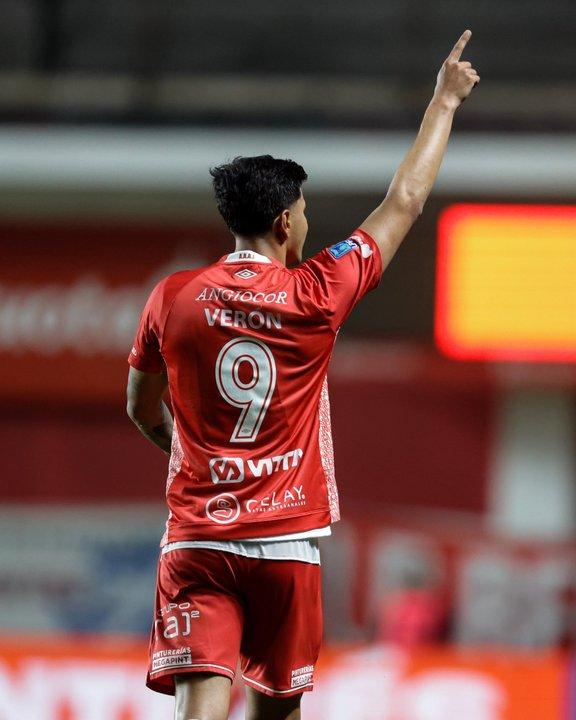 Argentinos Juniors le ganoacute a Tigre y copa la punta de la zona B del Torneo Clausura 2026