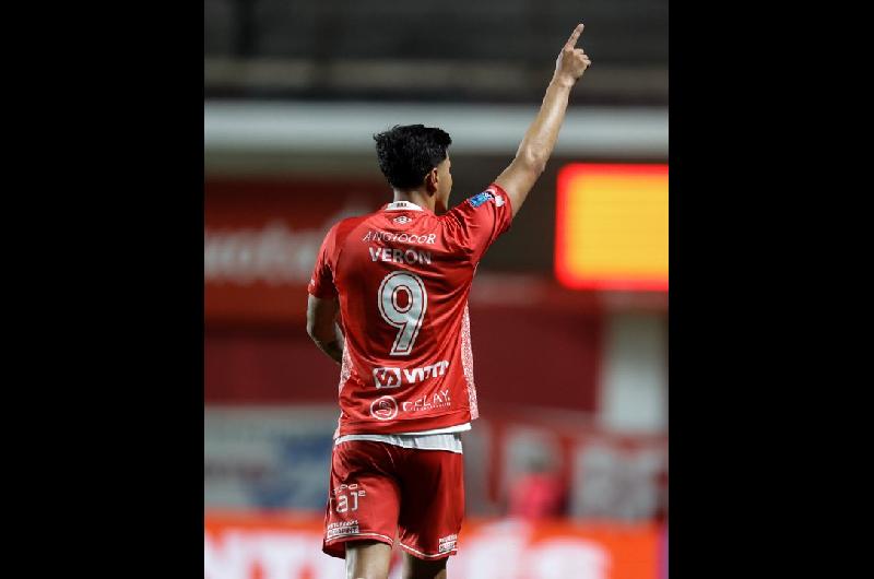 Argentinos Juniors le ganoacute a Tigre y copa la punta de la zona B del Torneo Clausura 2026