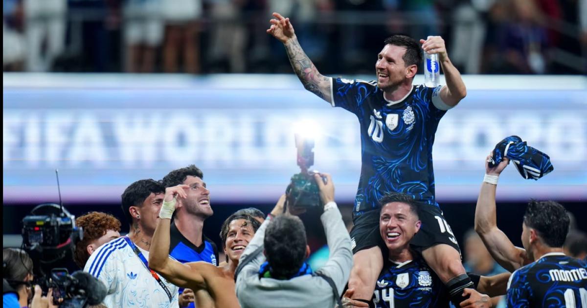 Seleccioacuten argentina enfrenta a Beniacuten en la despedida de Lionel Messi