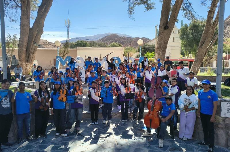 Presentan Latidos de la Quebrada en el Mitre