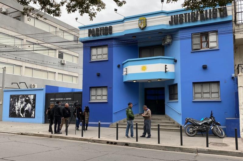 PJ- prorrogaron la intervencioacuten y la interna continuacutea suspendida 