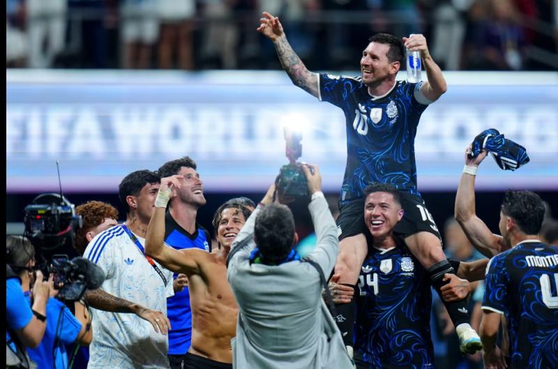 Seleccioacuten argentina enfrenta a Beniacuten en la despedida de Lionel Messi