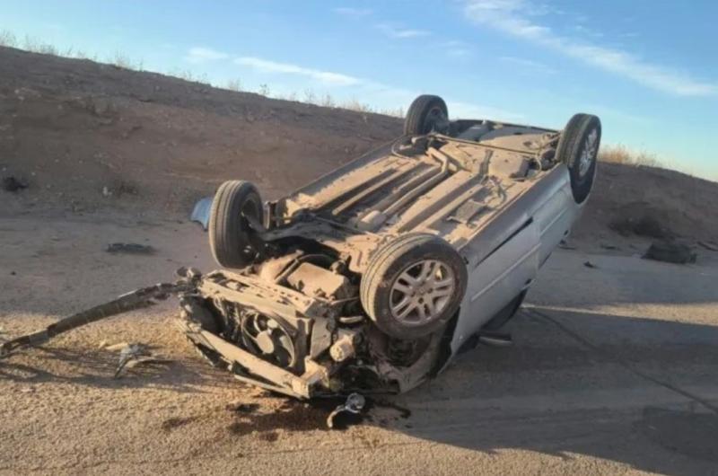 Tres muertos tras el vuelco de una camioneta con conductor alcoholizado