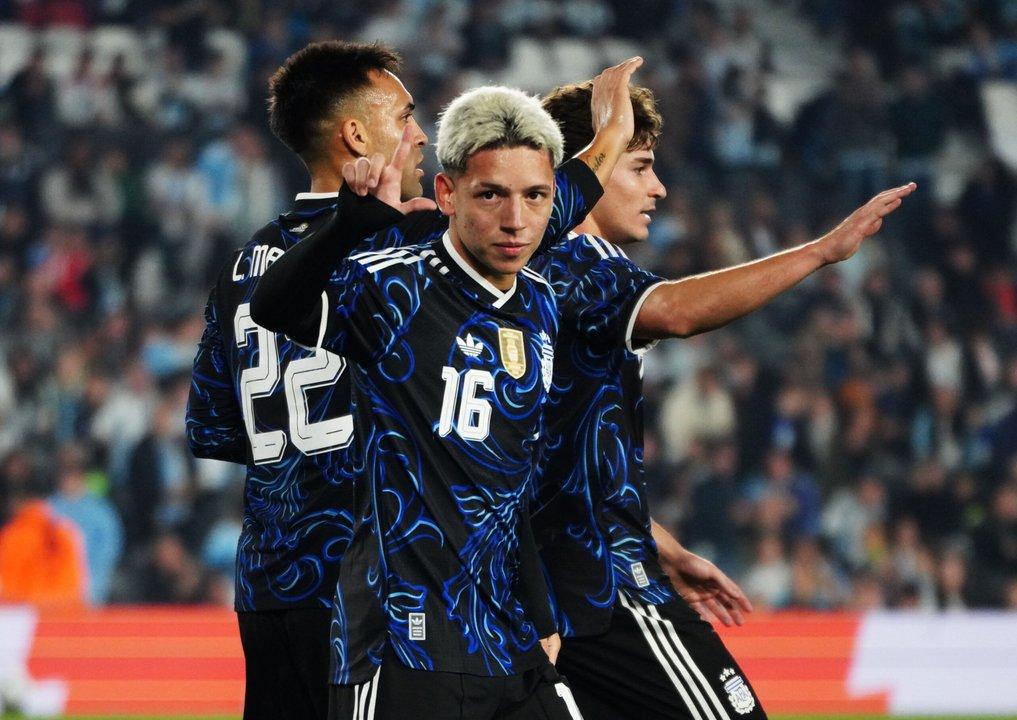 Franco Mastantuono y Gianluca Prestianni fueron nominados al Golden Boy