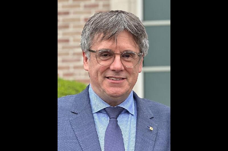 La Justicia levanta orden de detencioacuten y el independentista Puigdemont ya puede volver a Espantildea