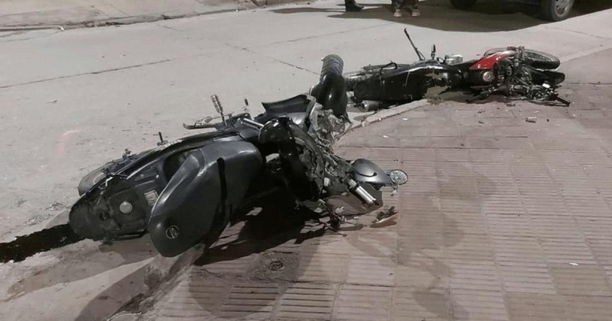 Motociclista en delicado estado tras una colisioacuten en la zona sur