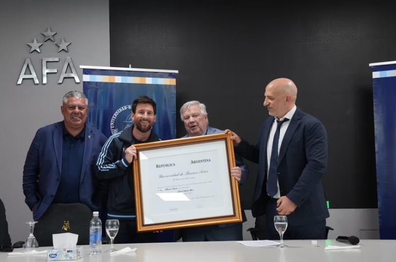 La UBA le entregoacute a Messi el tiacutetulo de Doctor Honoris Causa