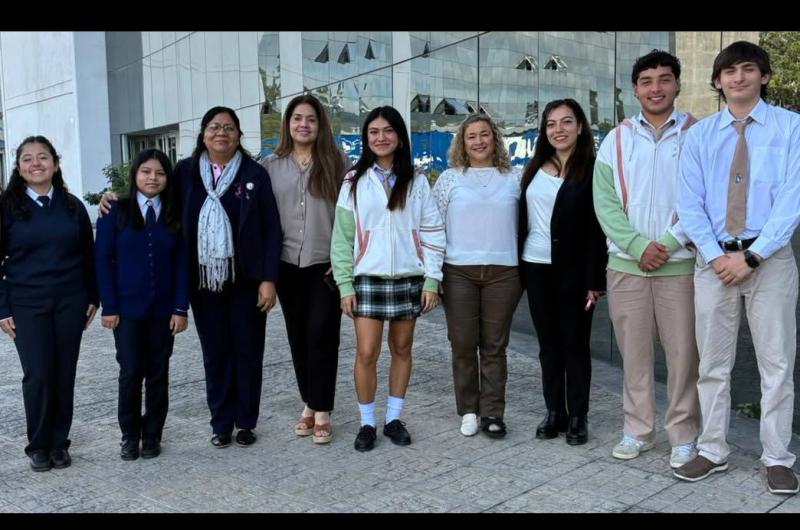 Cinco estudiantes jujentildeos en instancia nacional de Olimpiada de Filosofiacutea