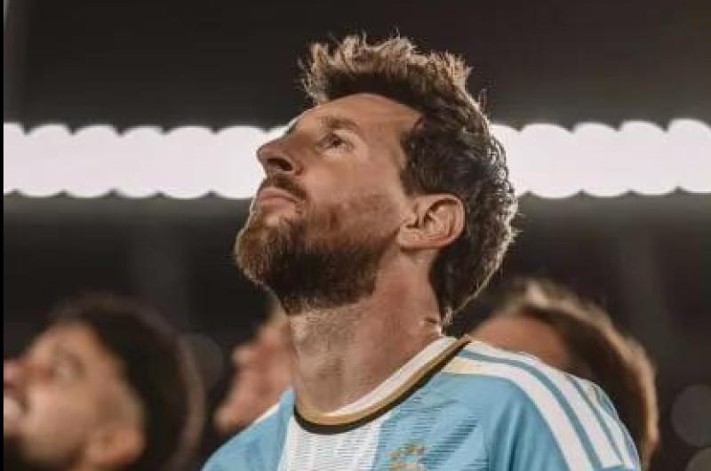 Lionel Messi y un mensaje para su padre- No sabeacutes lo que te extrantildeamos anoche