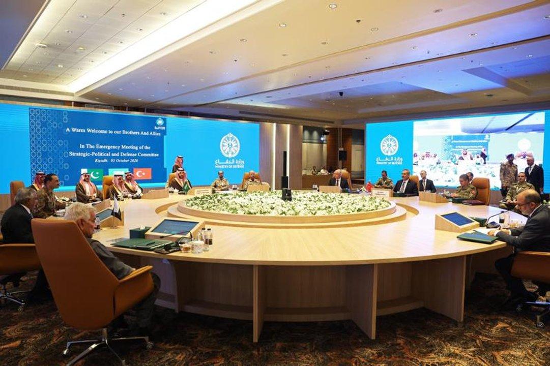 Coalicioacuten liderada por Arabia Saudiacute promete continuar neutralizando amenazas de misiles hutiacutees