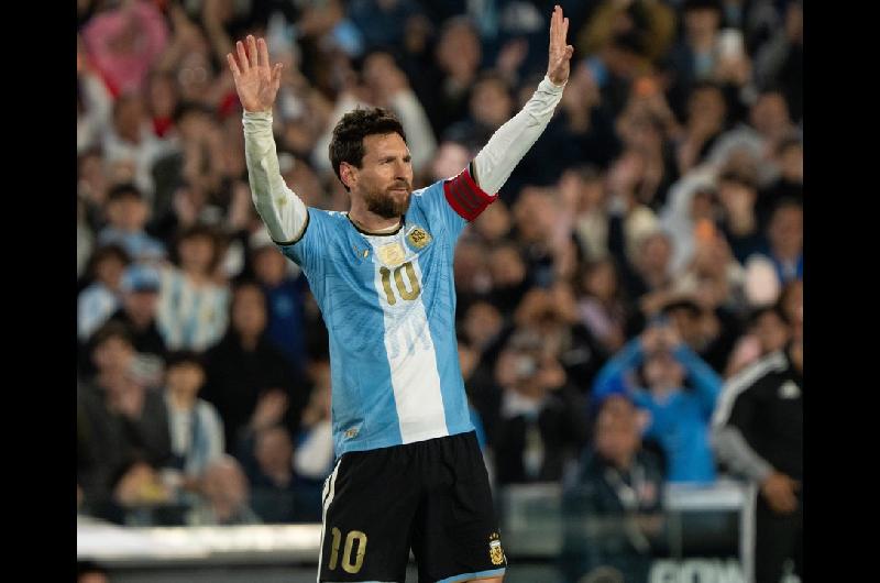 Lionel Messi y un mensaje para su padre- ldquoNo sabeacutes lo que te extrantildeamos anocherdquo