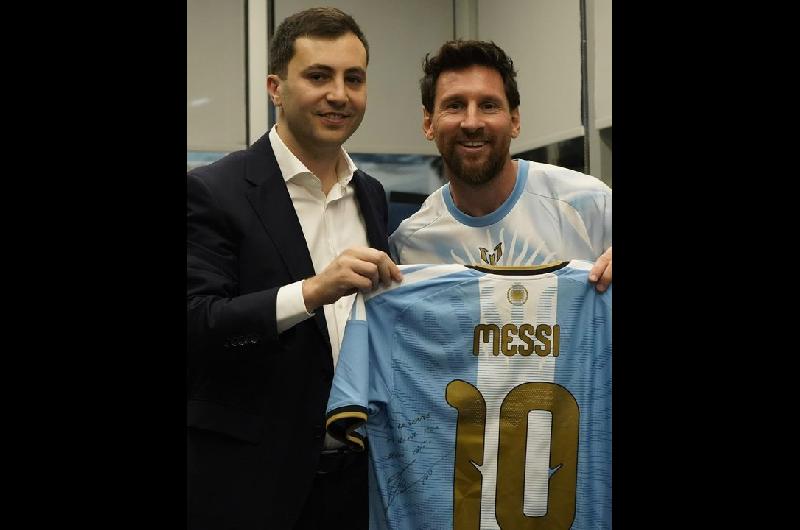 El regalo de Lionel Messi para los hinchas de River- ldquoCon mucho carintildeo