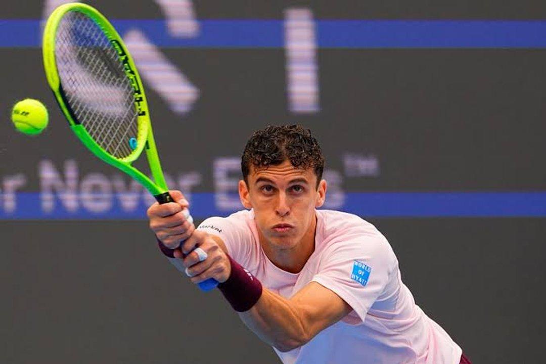 Ceruacutendolo Baacuteez Tirante y Ugo Carabelli avanzaron a la segunda ronda en el Masters de Shanghaacutei
