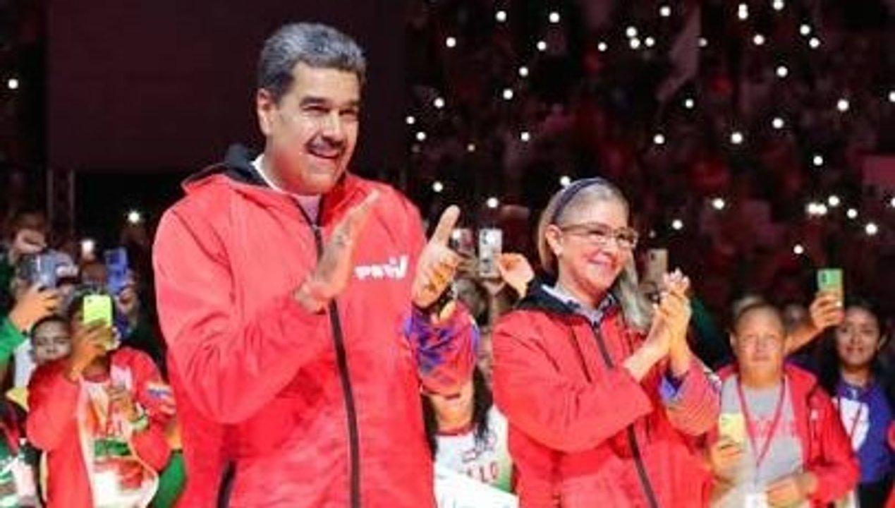 Autoridades estadounidenses presentaron nueva acusacioacuten contra Maduro y Cilia Flores