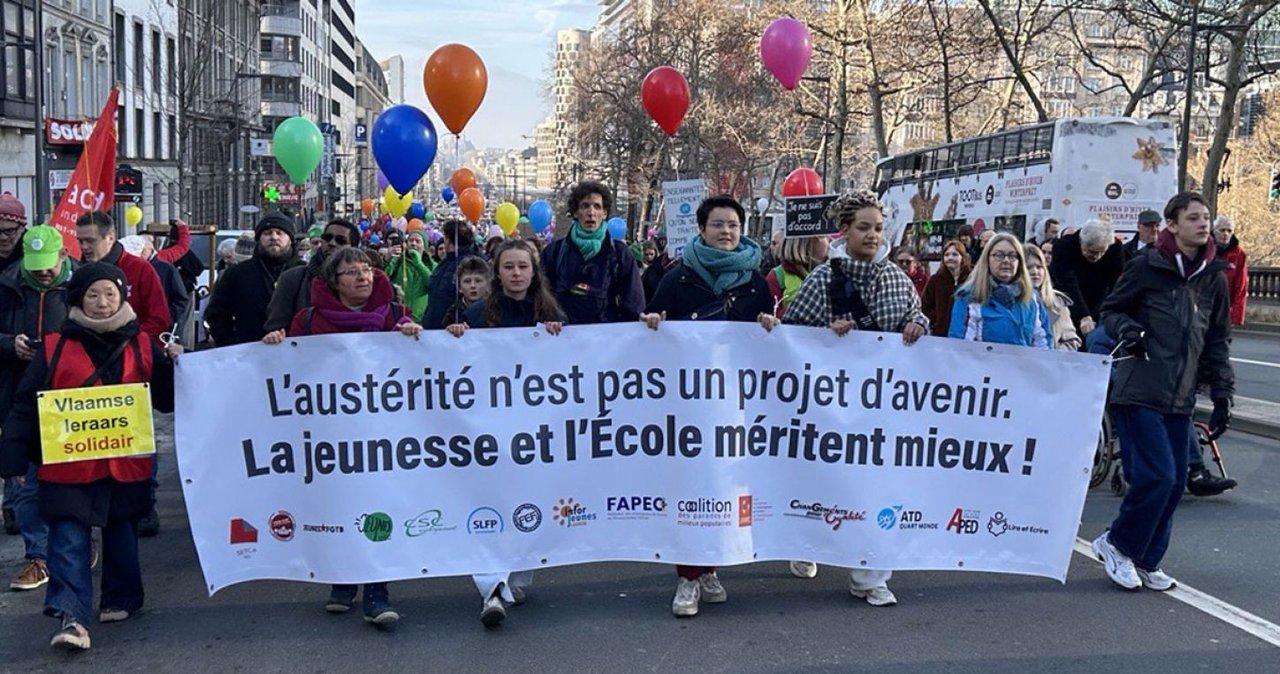Estudiantes belgas replican protestas francesas- 200 detenidos y movilizaciones en Valonia y Bruselas