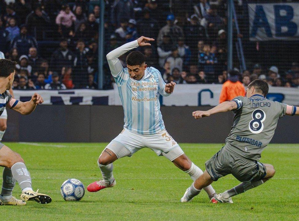 Gimnasia y Atleacutetico Tucumaacuten empataron en La Plata