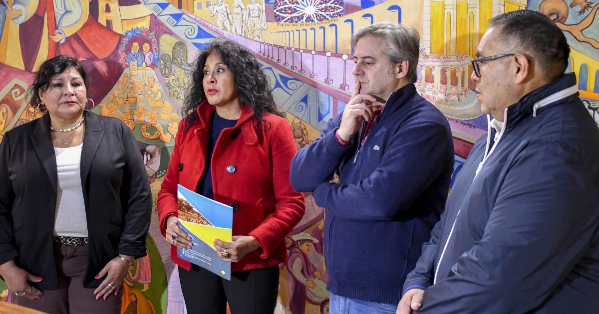 Declararon de intereacutes cultural de la ciudad el mural Jujuy es Identidad