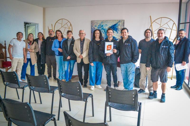 El ballet folkloacuterico nacional dictoacute una capacitacioacuten en San Pedro de Jujuy