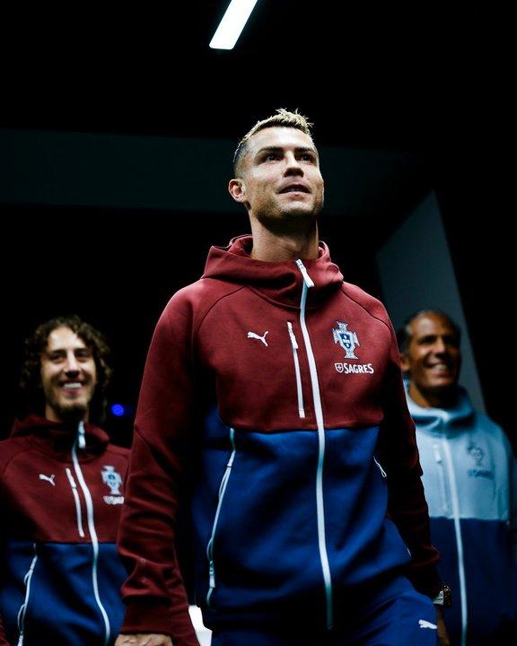 Cristiano Ronaldo fue sancionado por la federacioacuten portuguesa y se pierde la fecha FIFA