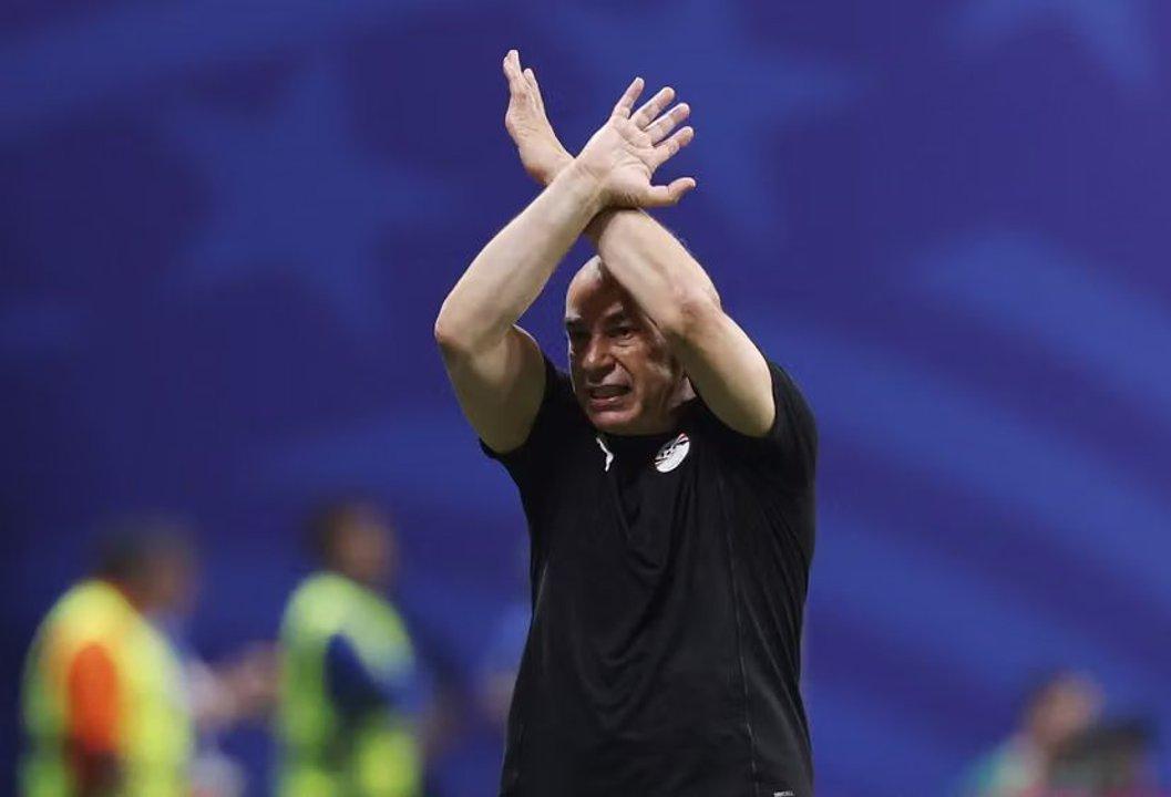Dura sancioacuten de la FIFA al teacutecnico de Egipto por gestos y declaraciones ante Argentina en el Mundial 2026
