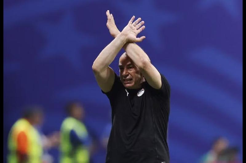 Dura sancioacuten de la FIFA al teacutecnico de Egipto por gestos y declaraciones ante Argentina en el Mundial 2026