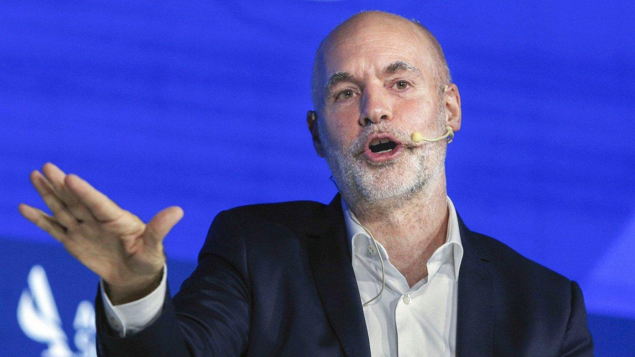 Larreta se burloacute de los cambios de partido de Bullrich- ldquoEl pato es un ave migratoriardquo